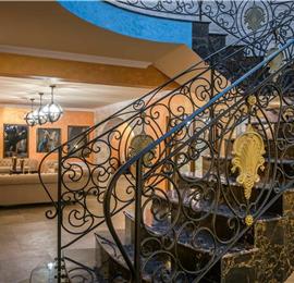 8 bedroom luxury villa with pool near Koutsounari, sleeps 16